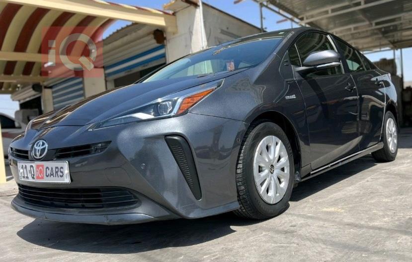 تۆیۆتا پریوس